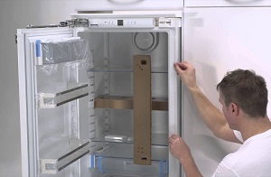 Установка встраиваемого холодильника в Якутске
